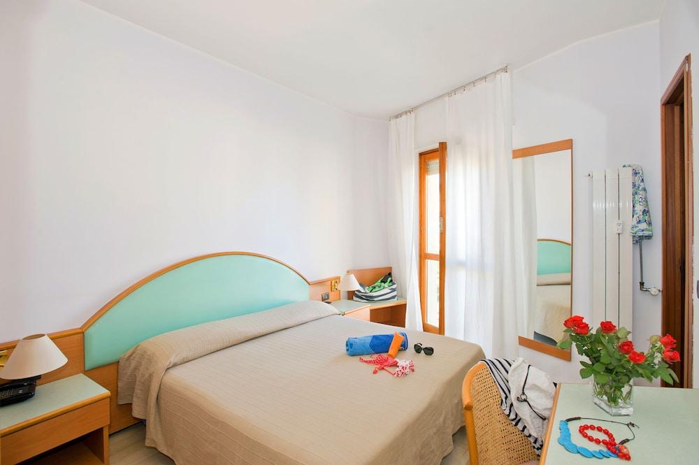 Hotel Bacco Rooms&breakfast Pietra Ligure