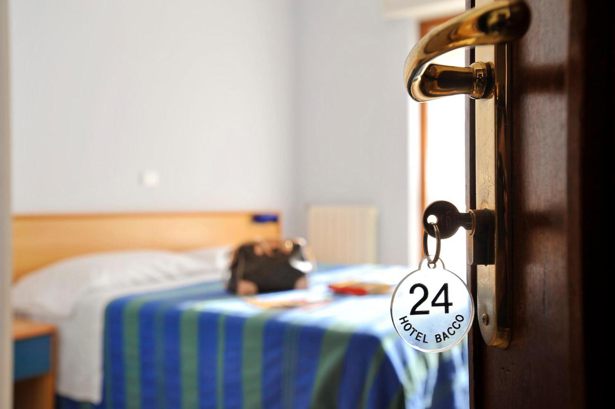 Hotel Bacco Rooms&breakfast Pietra Ligure